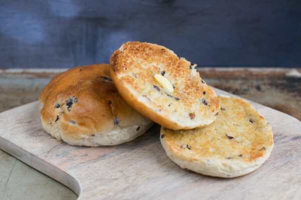Currant Teacakes